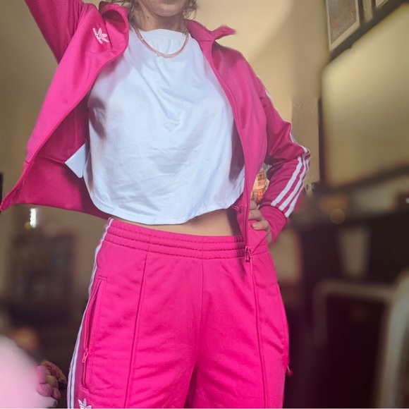 Adidas pink 2 piece tracksuit 🌺🌸🌷 - Picture 2 of 10